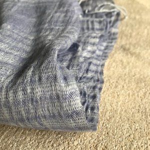 Airy Linen Loose Weave Scarf Mint Condition
